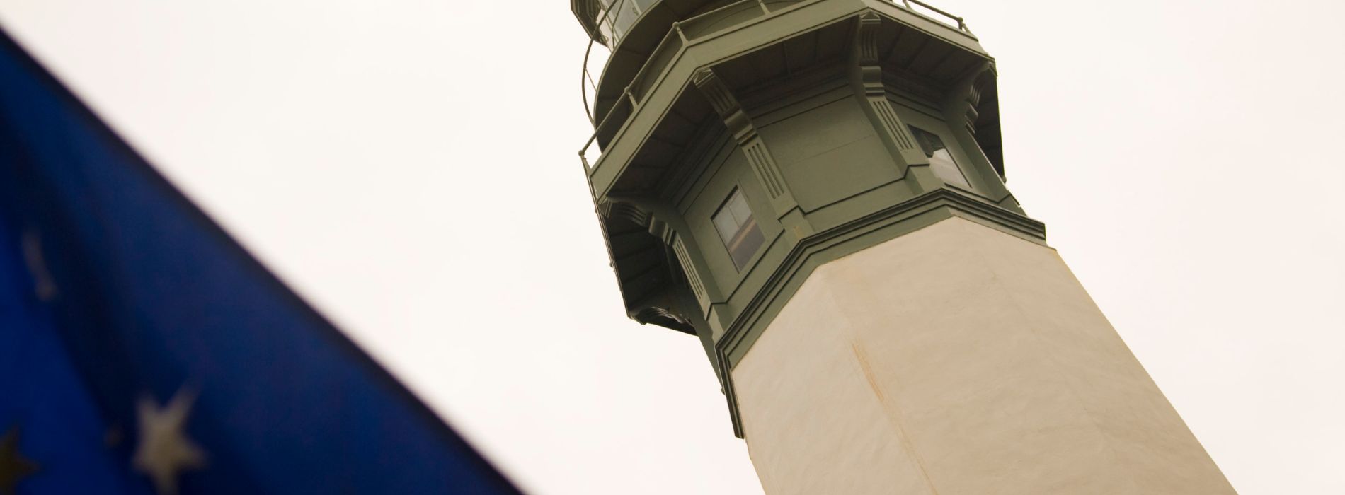 Is the patriots lighthouse a real lighthouse? - Madeinsea©