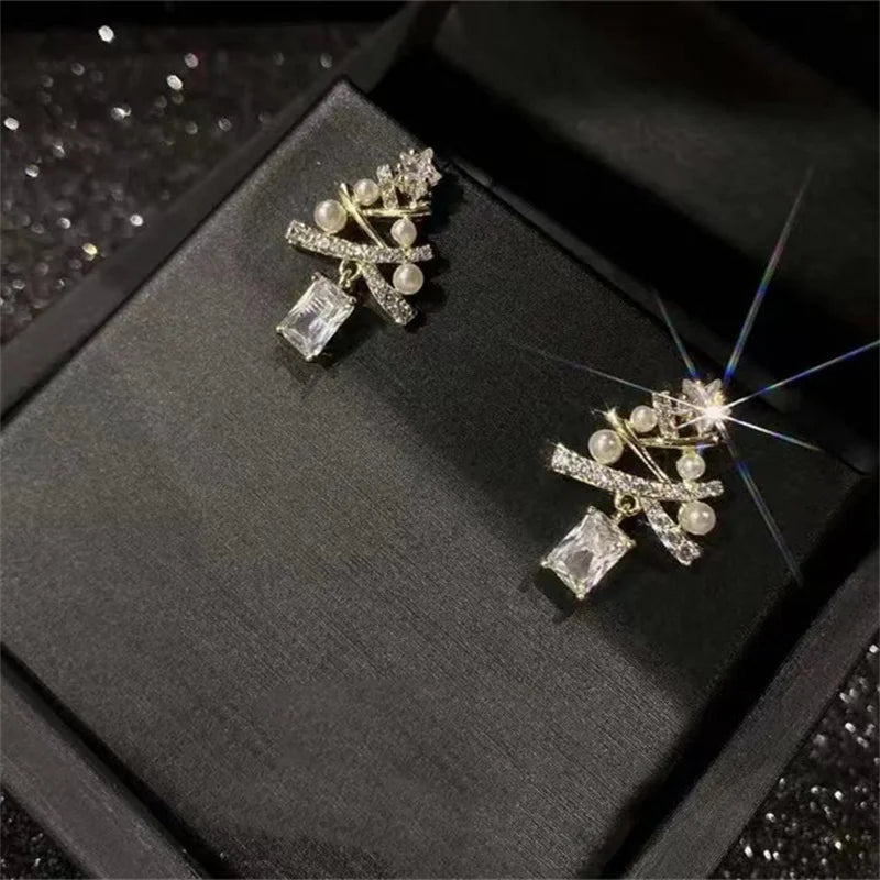 Boucles d'oreilles en forme d'arbre de Noël en zircon coloré pour femmes, boucles d'oreilles en cristal scintillant, flocon de neige, élan, bijoux pour filles, cadeaux de vacances du Nouvel An