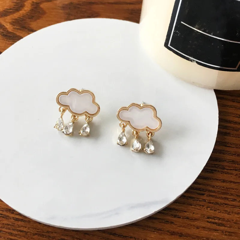 Cute Resin Rain Drop White Cloud Stud Earrings for Women Pianting Oil Asymmetrical Sun Lightning Ear Stud Girls Party Jewelry