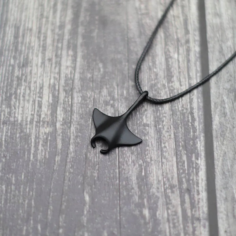 Unique Marine Animal Manta Necklace For Men Gift For Boyfriend Beach Necklace Male Accessories Pendant Necklace Surf Necklace