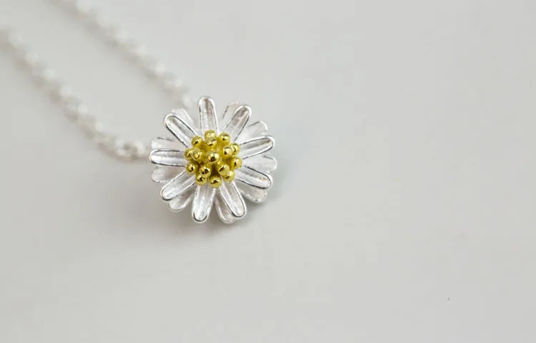 Silver Daisy Necklace & Pendant For Women - Madeinsea©