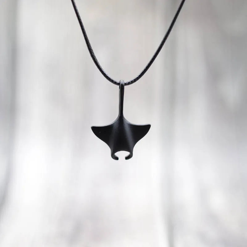 Unique Marine Animal Manta Necklace For Men Gift For Boyfriend Beach Necklace Male Accessories Pendant Necklace Surf Necklace