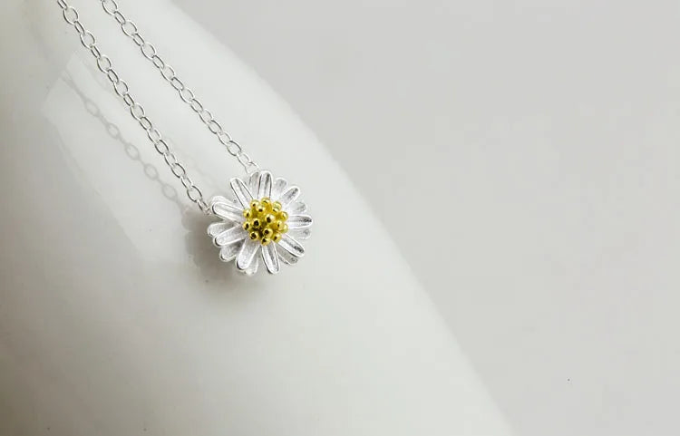 Silver Daisy Necklace & Pendant For Women - Madeinsea©