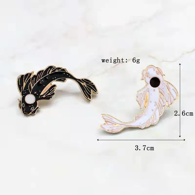 Yin Yang Koi Pin Koi Fish Goldfish Hard Enamel Lapel Pin Badge Brooches Animal Pins Collection Jewelry Gift for Friend Wholesale