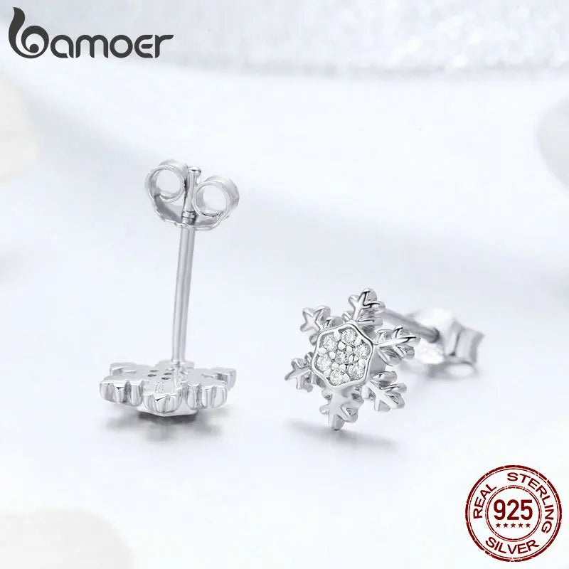 BAMOER Boucles d'oreilles à tige en argent sterling 925 tendance pour femme, bijoux de fiançailles, de mariage, de mode, flocons de neige, hiver, BSE009