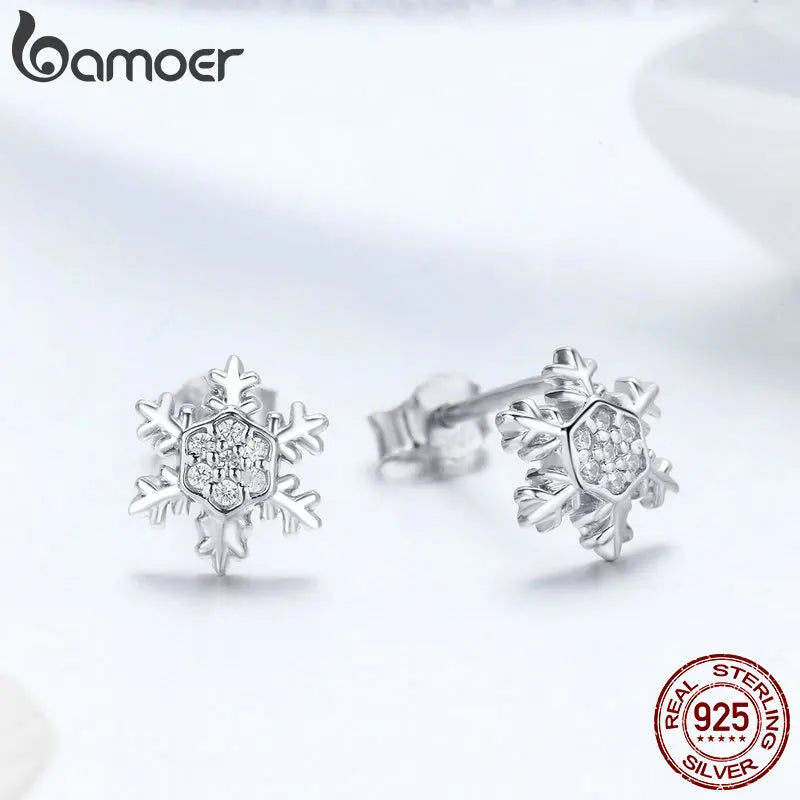 BAMOER Boucles d'oreilles à tige en argent sterling 925 tendance pour femme, bijoux de fiançailles, de mariage, de mode, flocons de neige, hiver, BSE009