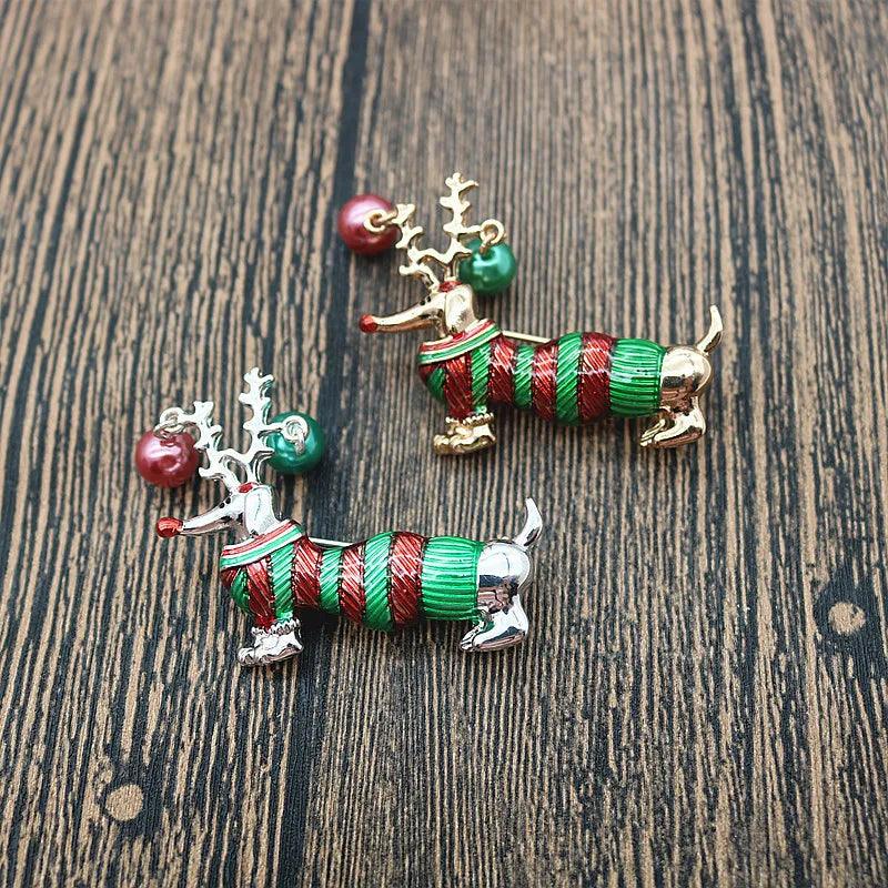 CINDY XIANG 2 Colors Avaibale Enamel Christmas Dog Brooches For Women Fashion Red Green Animal Pin Party Jewelry Kids Good Gift