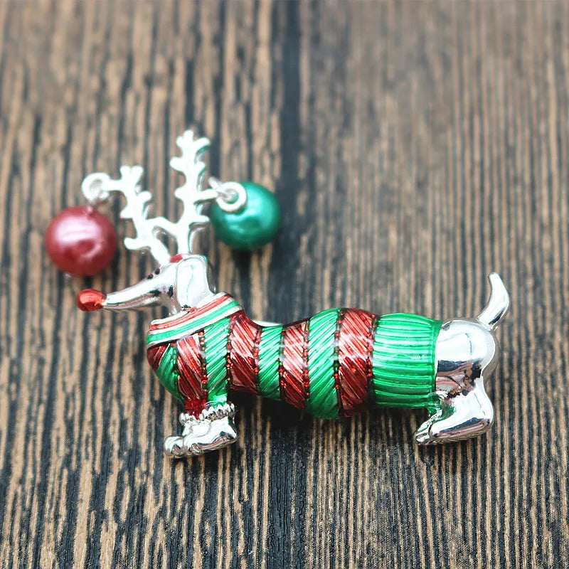 CINDY XIANG 2 Colors Avaibale Enamel Christmas Dog Brooches For Women Fashion Red Green Animal Pin Party Jewelry Kids Good Gift