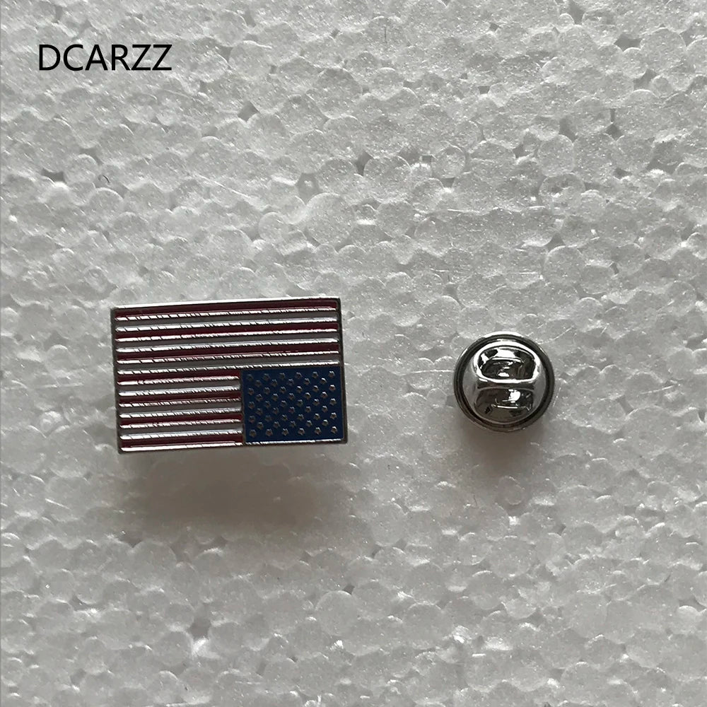 DCARZZ USA Flag Badge Brooches Lapel Pin Country Badges Enamel PinsFashion Jewelry Brooches for Women Cute Gift