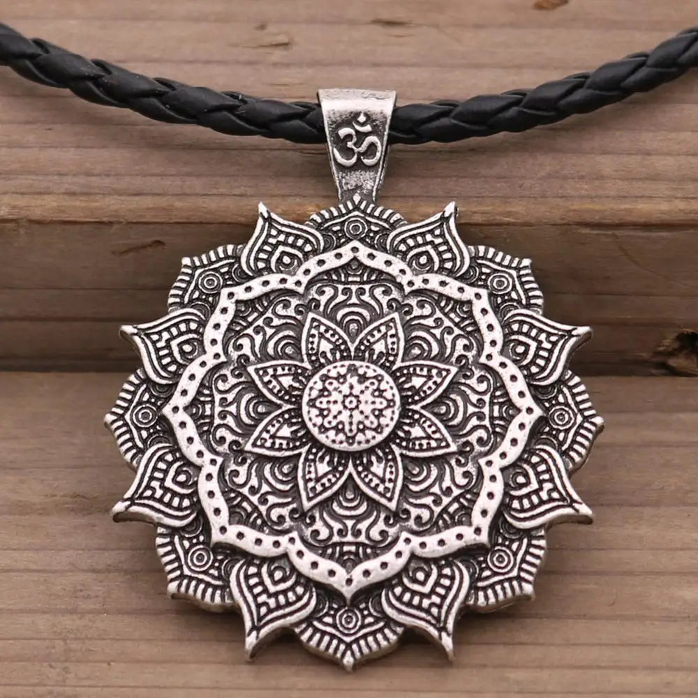 Solar celestial pendant Sun Moon Star mandala Lotus flower ladies necklace amulet geometric religious viking Wicca Witchcraf