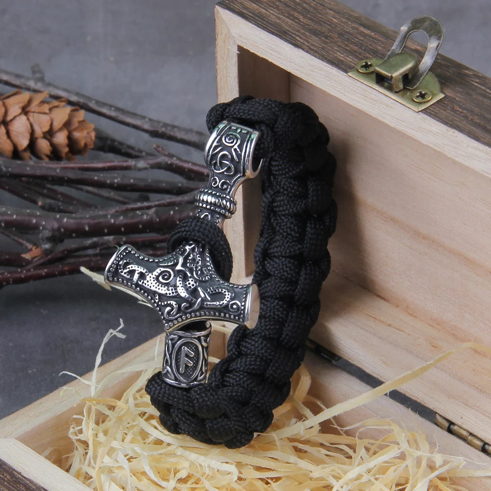 Bracelet en cuir Viking Mjolnir pour homme en acier inoxydable, bracelet marteau de Thor, mythologie nordique, runes, amulette, bijoux avec boîte en bois