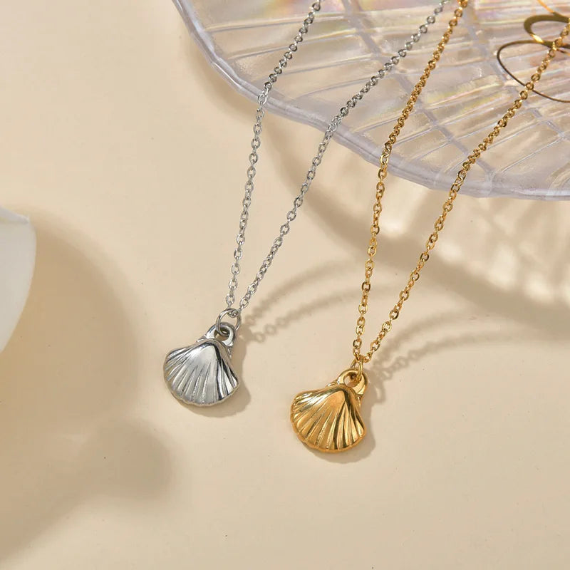 New Trendy Dainty Stainless Steel Sea Shell Pendant Necklace for Women Ladies Jewelry Gold Color Metal Charms Necklace Gift 2021