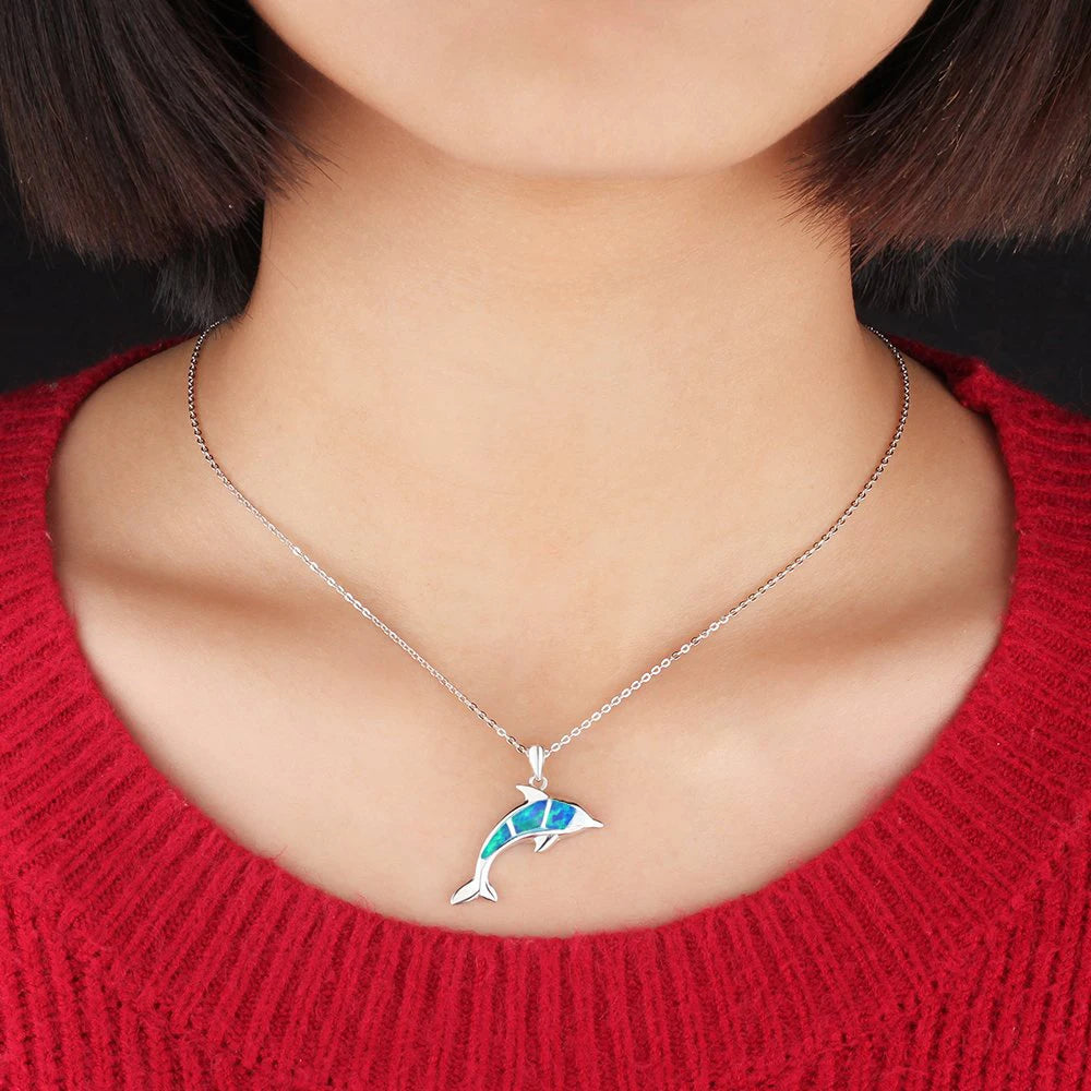 Boho Fashion Sea Animal Dolphin Pendant Necklace for Women Girl Inlay Imitation Blue Opal Necklace Wedding Party Jewelry