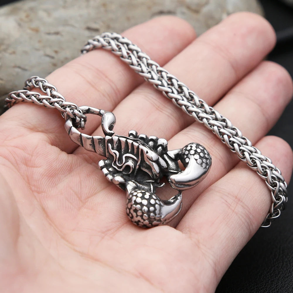 Gothic Fashion Animal Scorpion King Pendant Necklace Stainless Steel Men's Unique Punk Metal Sliding Pendant Party Jewelry Gifts