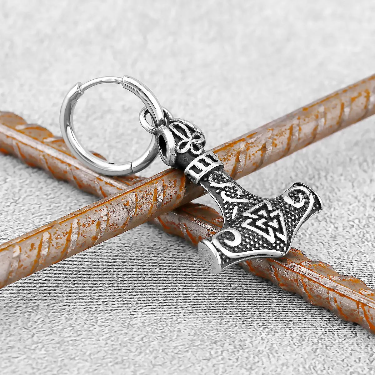 Men's Classic Stainless Steel Thor's Hammer Viking Earrings Fashion Vintage Amulet Jewelry Studs Teen Party Gifts Wholesale