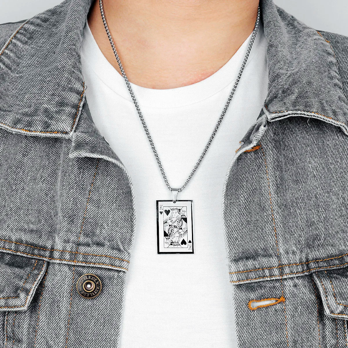 Spade King Men Pendant Bas-relief Poker Necklace Stainless Steel Chain Hip Hop Luxury for Male Party Jewelry Gift Dropshipping