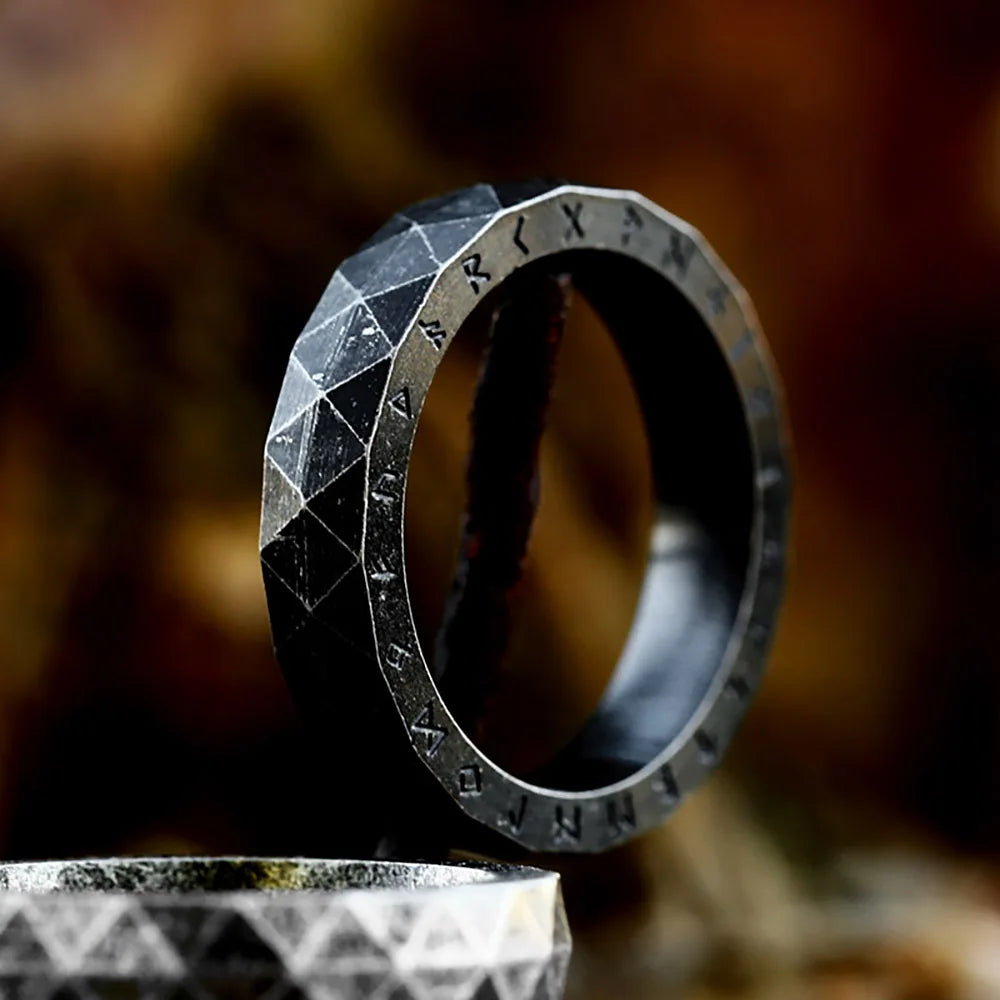 New Design Vintage Stainless Steel Viking Letter Rune Rings For Men Women Simple Nordic Odin Ring Couple Amulet Fashion Jewelry