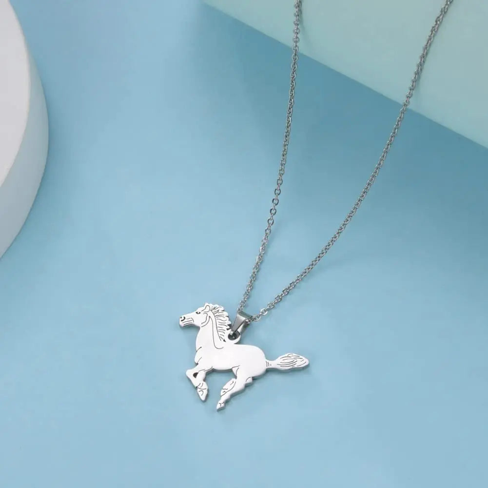 Colliers de chevaux Dreamtimes Collier pendentif cheval Collier en acier inoxydable Chaîne de cheval Bijoux de mode Cadeau de Noël pour femme