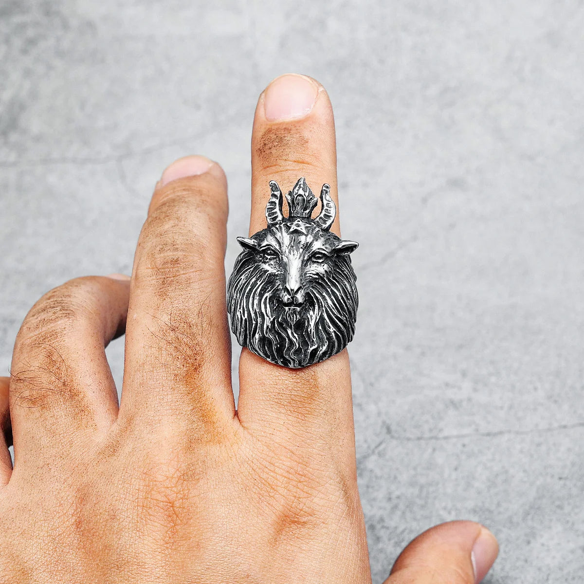 King Goat Rings 316L Stainless Steel Men Crown Ram Stout Horns Ring Rock Rap for Biker Rider Male Boyfriend Jewelry Best Gift