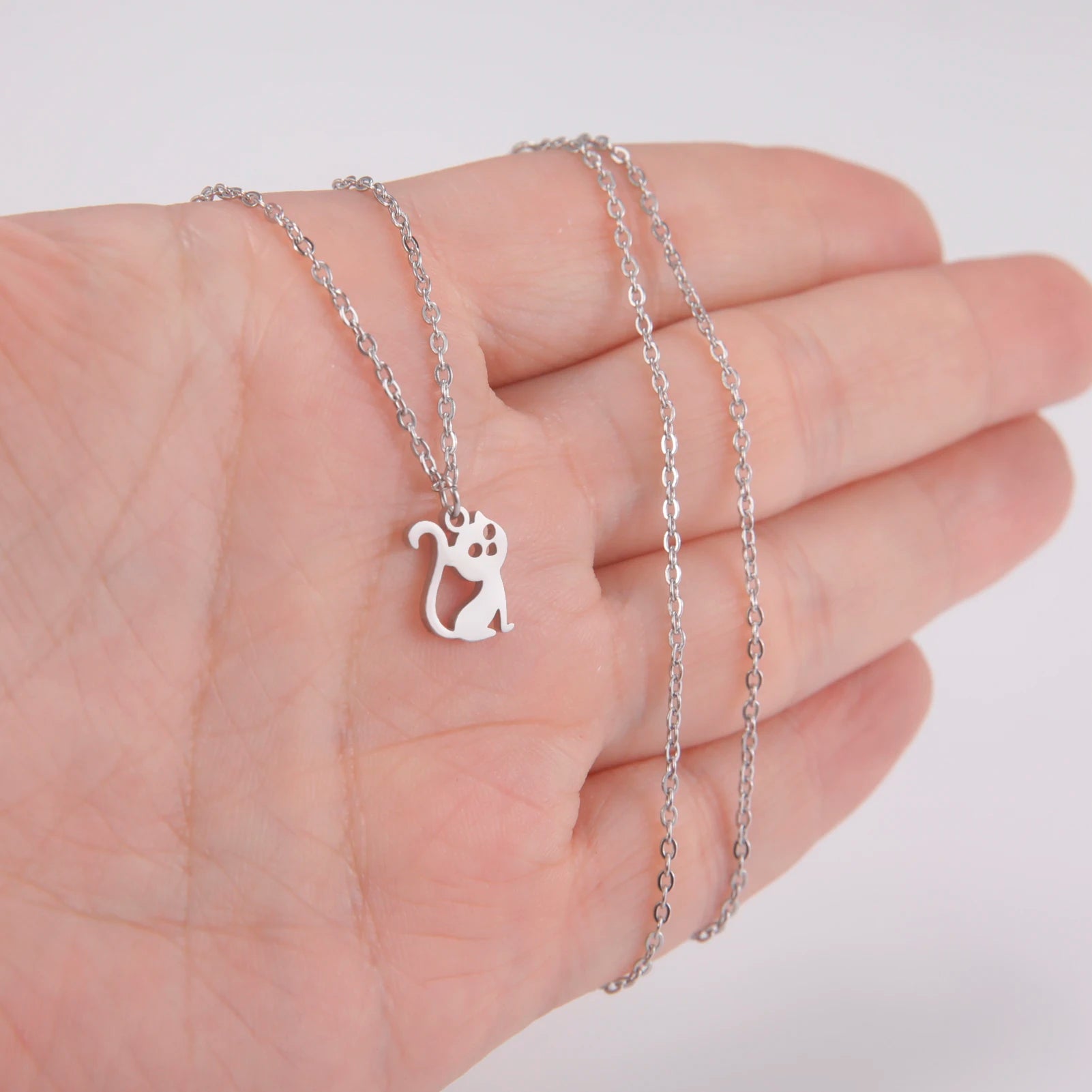 Dreamtimes Cute Cat Pendant Necklace for Women Stainless Steel Children's Fashion Cartoon Animal Jewelry Gift 2024 New