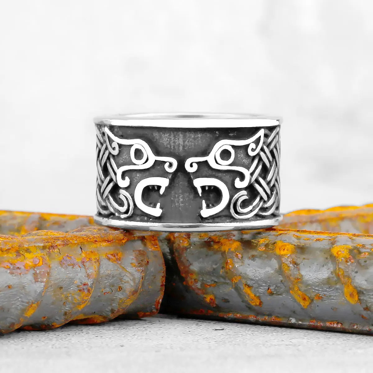 Viking Two Wolf Totem Ring Slavic Guard Veles Amulet Hip Hop Punk 316L Stainless Steel Ring Fashion Jewelry Gift for Male Friend