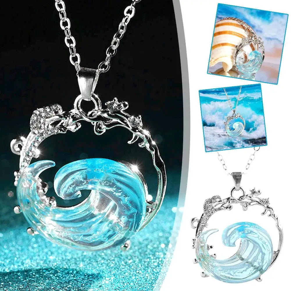 Schmuckset mit Halskette und Ohrringen „Ocean's Oath“. Verstellbare Halskette mit Ringen und Ohrringen im Meeres-Sommer-Stil.