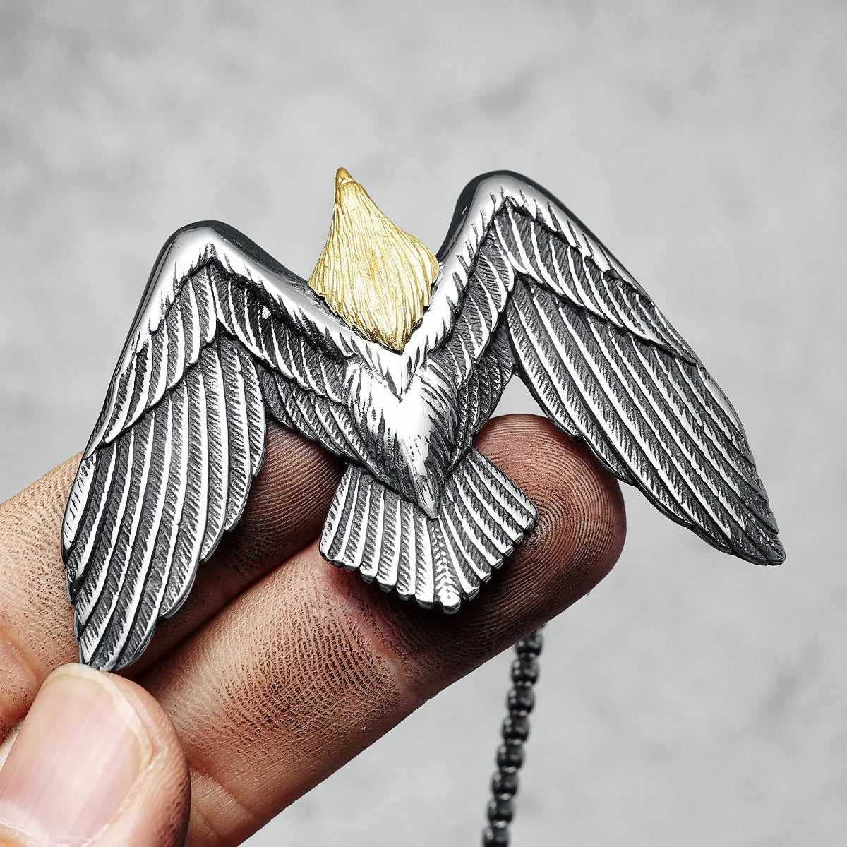 Flying Eagle Men Necklace 316L Stainless Steel Pendants Wild Hawk Wings Chain Rock Party for Friend Male Jewelry Special Gift