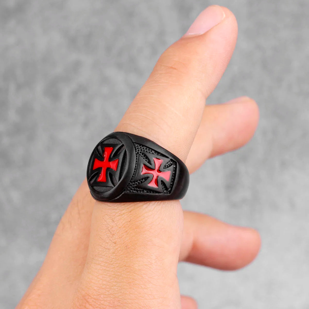 Rotes Kreuz Schwarz Edelstahl Herren Ringe Religion Punk Hip Hop für Männlich Freund Biker Schmuck Kreativität Geschenk Großhandel