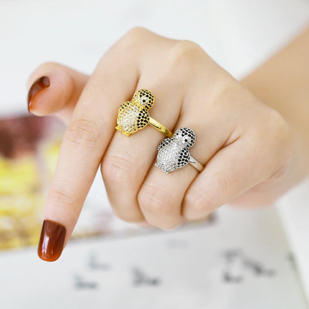 FLOLA Gold Silver Color Penguin Rings for Women Copper Zirconia Animal Rings Crystal Jewelry Friends Gifts rigk35