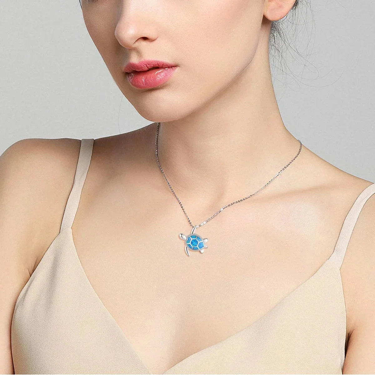 Bohemia Cute Turtle Pendant Necklace For Women Inlay Imitation Blue Opal Necklace Wedding Party Jewelry Christmas Gifts for Her