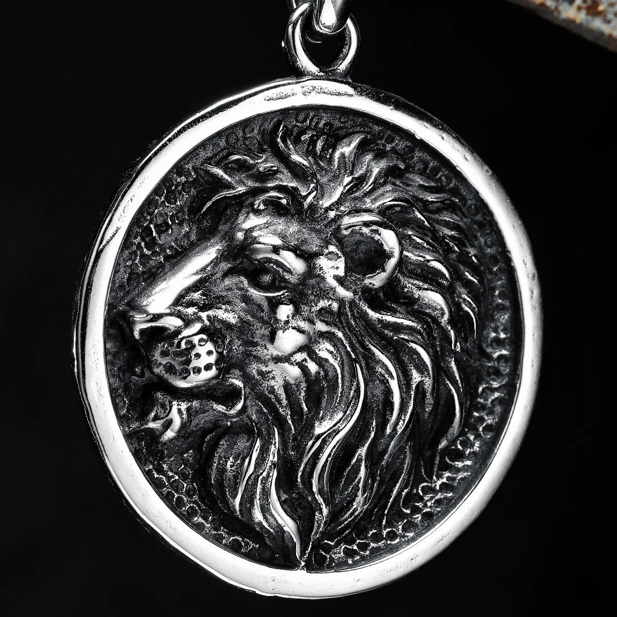 Wild Lion Men Necklaces 316L Stainless Steel Animal King Palm Print Pendants Chains Rock Punk for Friend Male Jewelry Best Gift