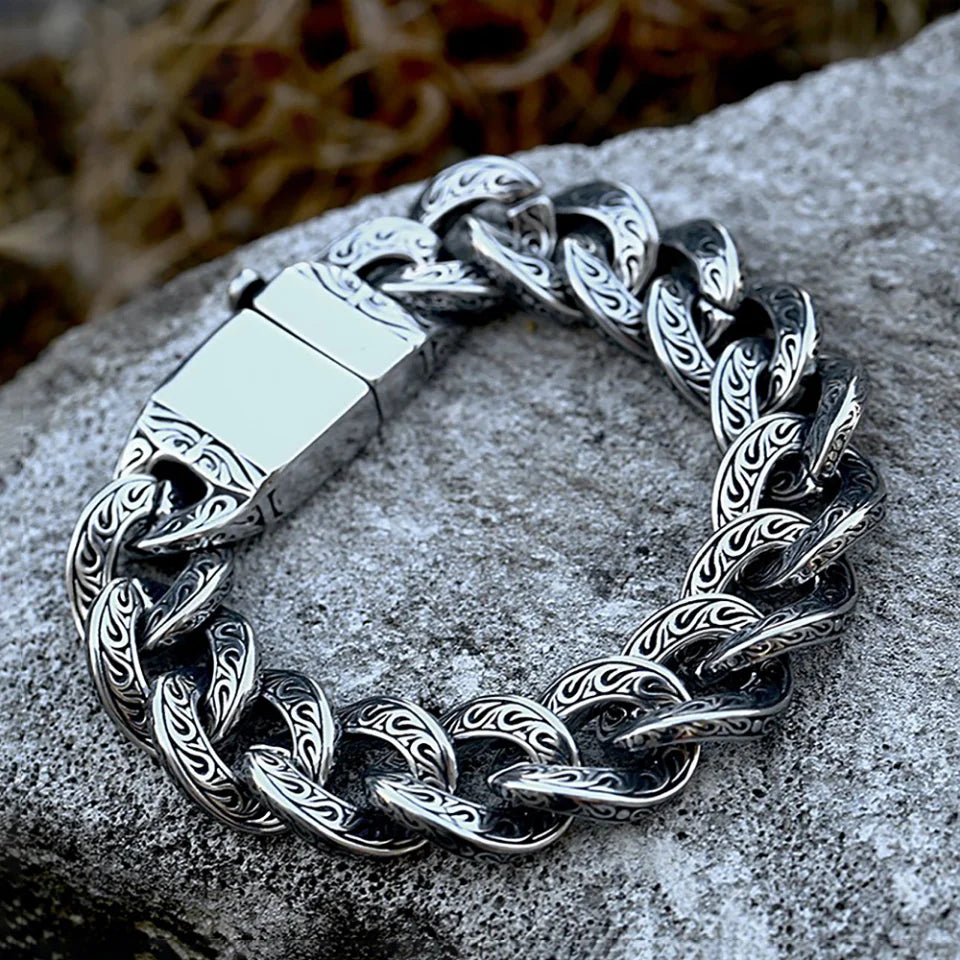 Fashion Vintage Stainless Steel Carved Pattern Bracelet For Men Punk Hip Hop Personality Creative Jewelry Party Gifts Wholesale