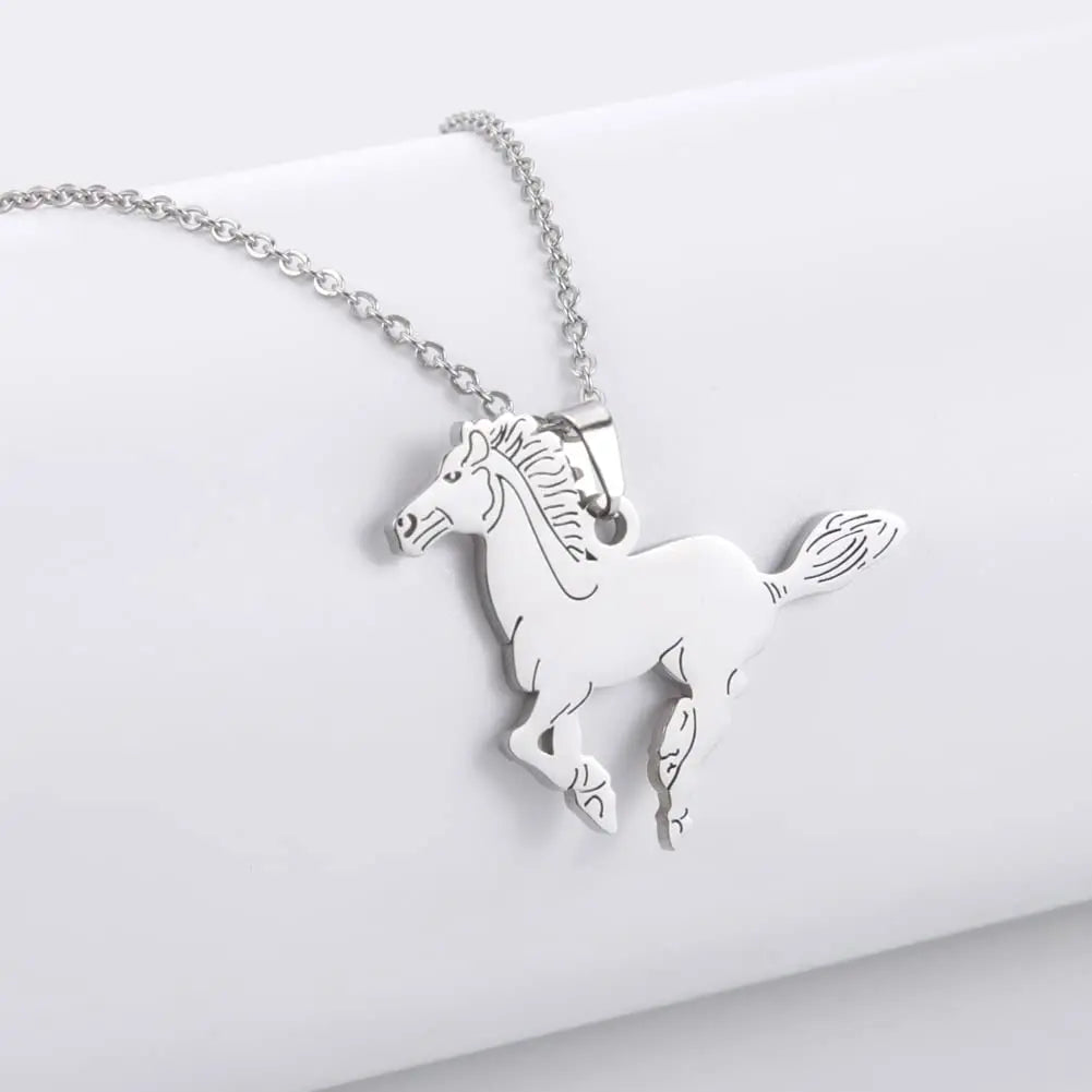 Colliers de chevaux Dreamtimes Collier pendentif cheval Collier en acier inoxydable Chaîne de cheval Bijoux de mode Cadeau de Noël pour femme