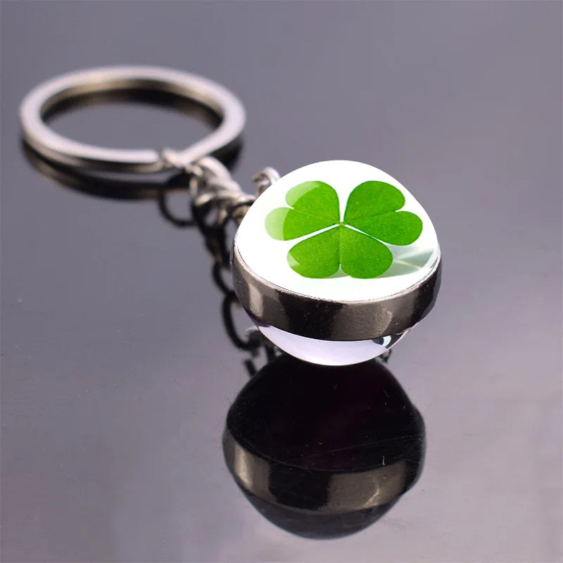 Natural Four-leaf Clover Glass Ball Keychain Daisy Metal Keyring Lucky Fashion Accessories for Women St. Patrick Day Jewelry