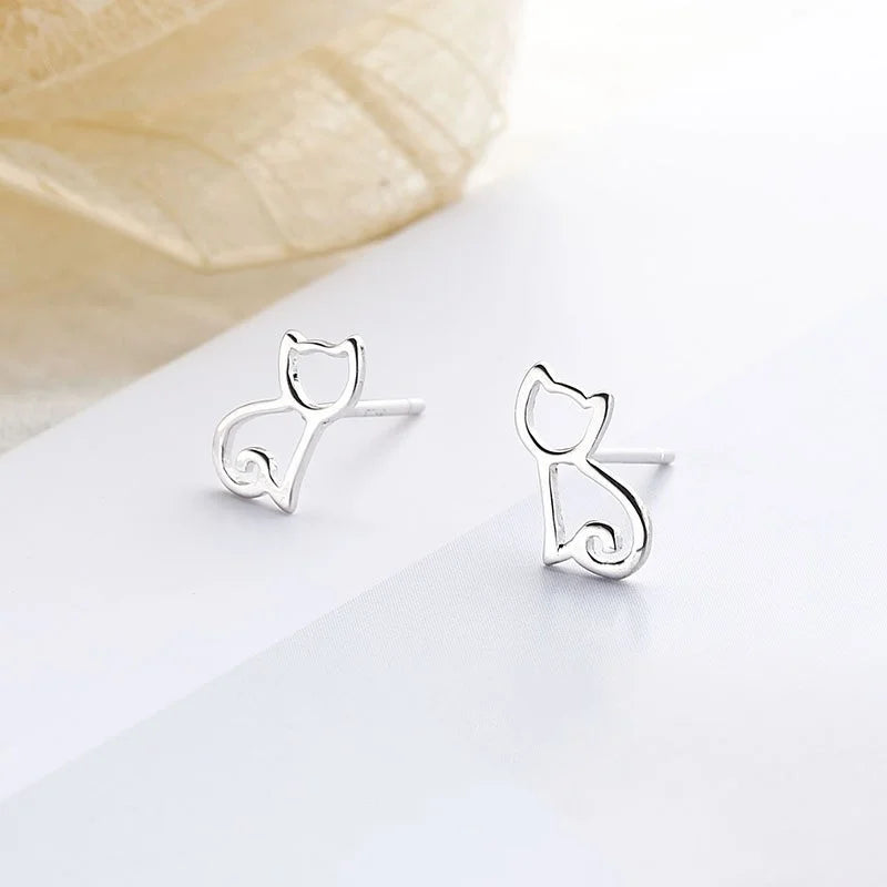 New Fashion Lovely Cat Earrings for Women Hollow Out Design Minimalist Animal Stud Earrings with Shiny Statement Jewelry Gifts