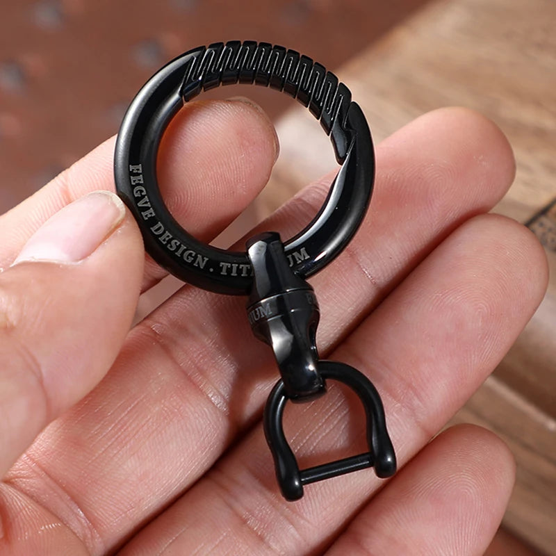 Luxury Titanium Car Keyring Horseshoe Buckle Lightweight Baked Color Keychain for Key Ring Holder EDC Tool Top Quality Best Gift