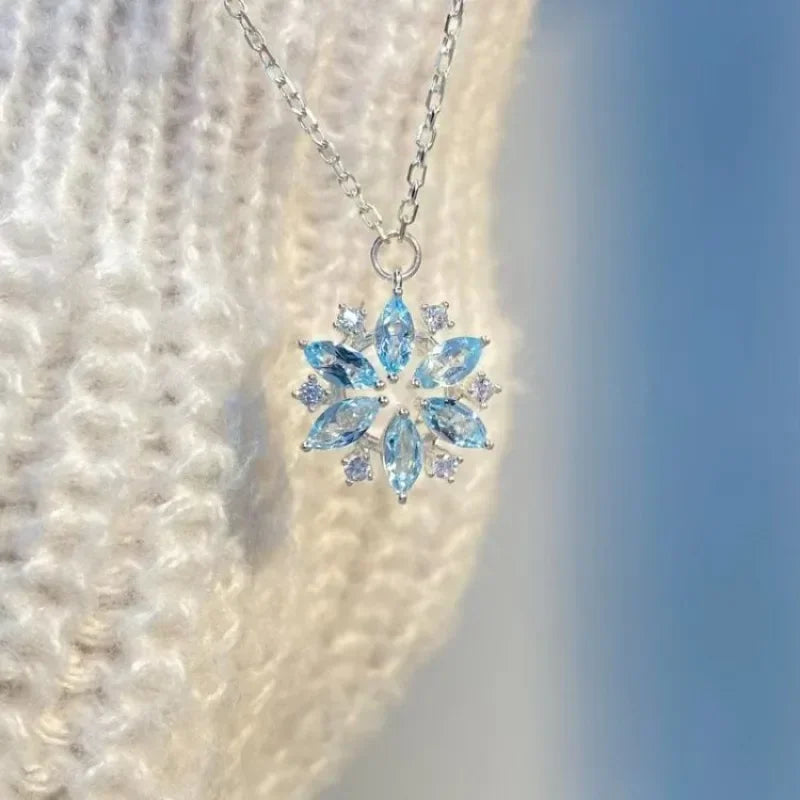 Collier de fleur de neige bleu zircon mode coréenne 2023 pour femmes pendentif de luxe nouvelle chaîne de clavicule Ins bijoux cadeau de fête d'anniversaire