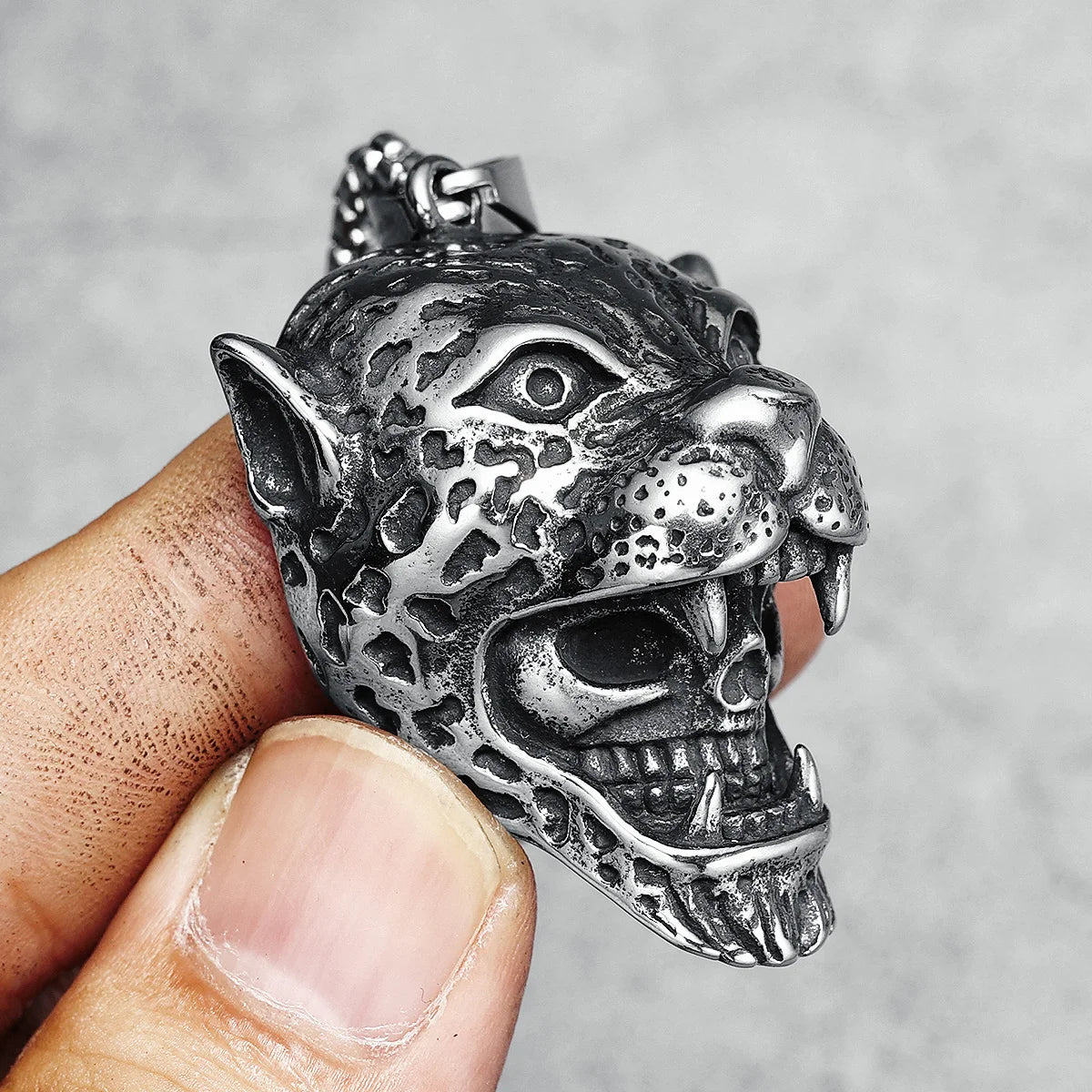 Cheetah Skull Necklaces 316L Stainless Steel Jungle Warrior Men Pendants Chain Rock Party for Friend Male Jewelry Gift Wholesale