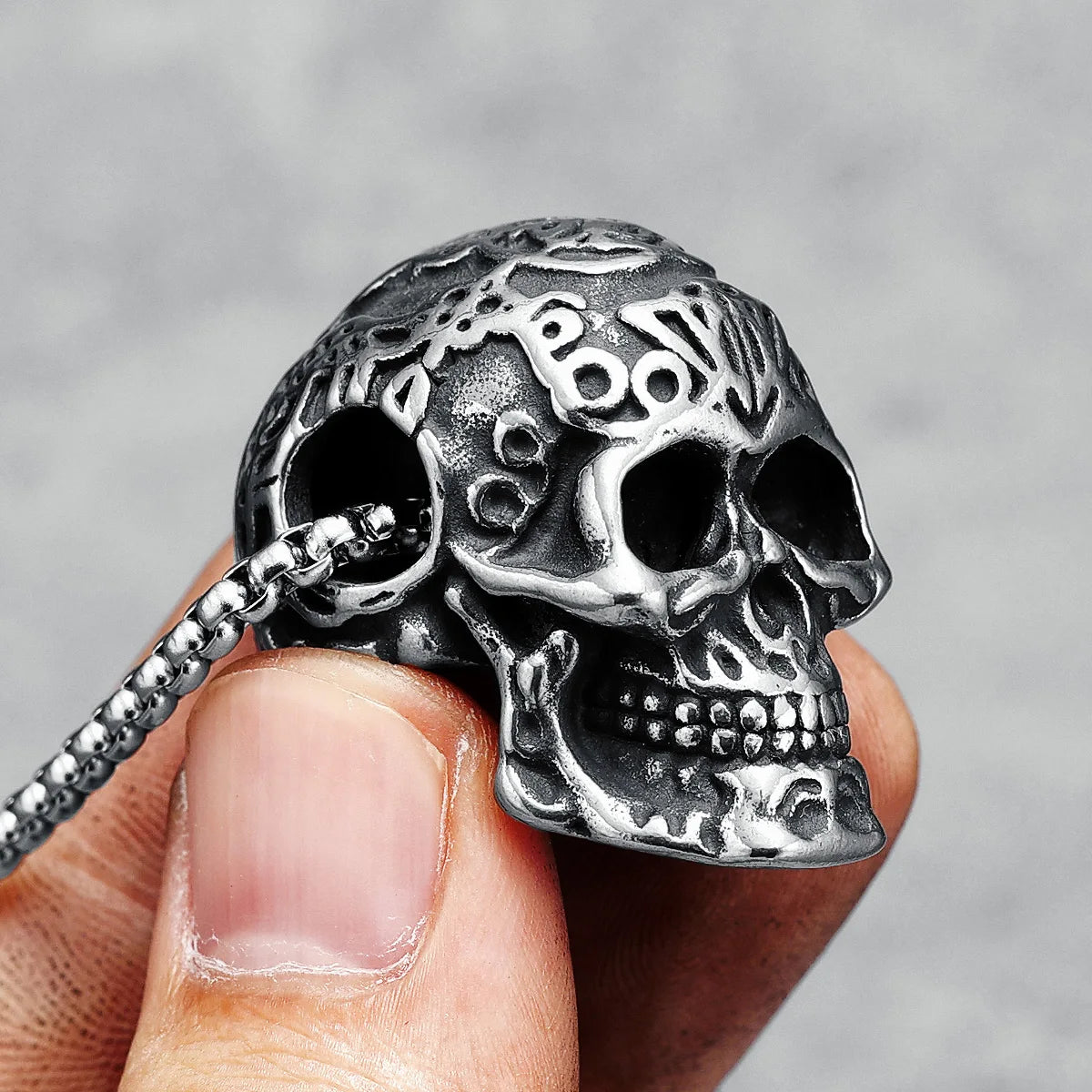 Carved Skull Necklace Men Retro Skeleton Pendant Chain 316L Stainless Steel Vintage Punk Hip Hop Rap for Biker Male Jewelry Gift