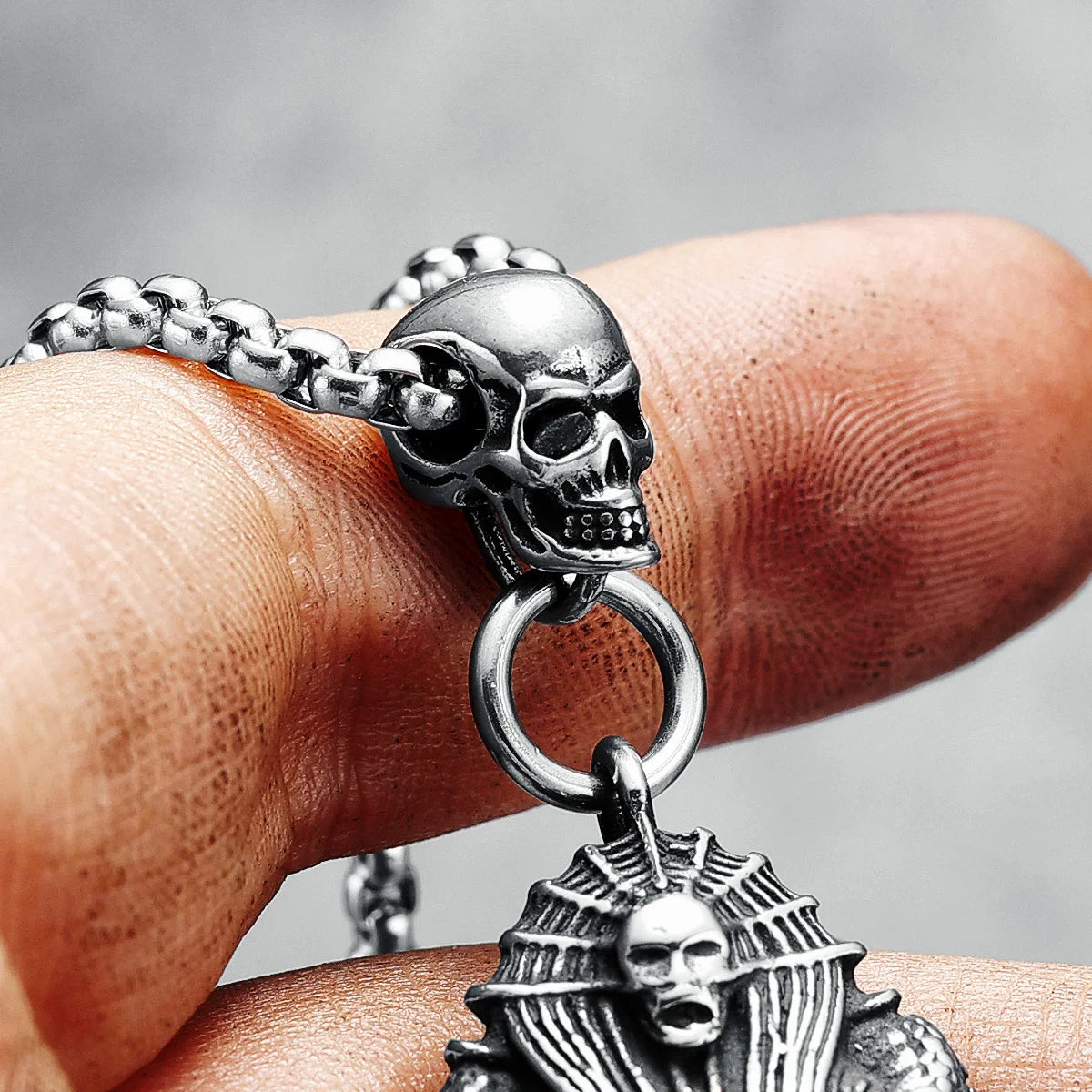 Pharaoh Coffin Necklace Stainless Steel Mummy Ancient Egypt Punk Rock Rap Men Pendant Chain for Friend Biker Party Jewelry Gift