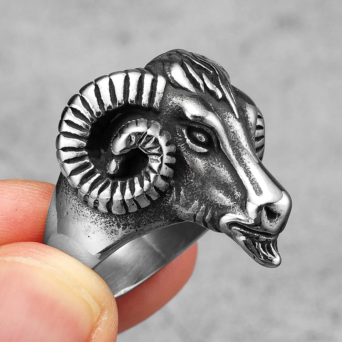 Goat Sheep Ring Stainless Steel Men Rings Punk Rock Animal Vintage for Male Biker Jewelry Accessories Creativity Gift Wholesale