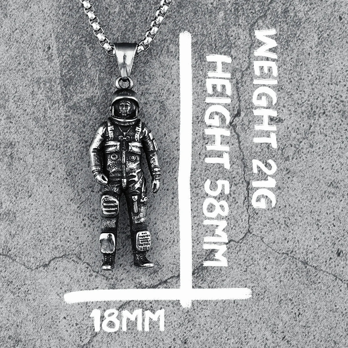 Classic Astronaut Necklaces Stainless Steel Men Trendy Hip Hop Rap Pendant Chain Party for Boyfriend Male Jewelry Gift Wholesale