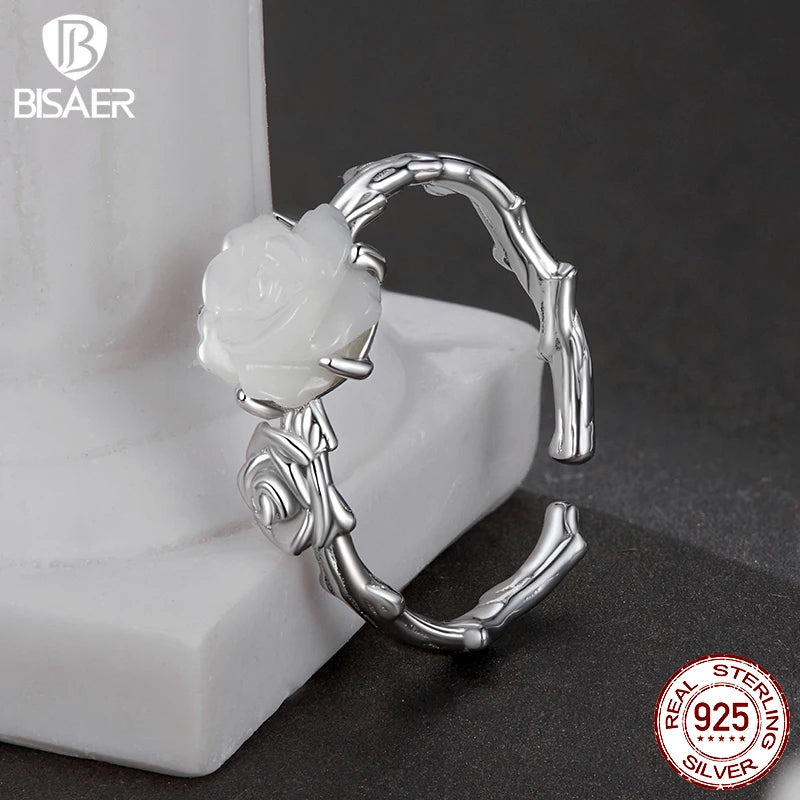 BISAER Bague ouverte en argent sterling 925 avec rose blanche, taille réglable 5-9, bande plaquée or blanc pour femme, bijoux fins de fête EFR609-E