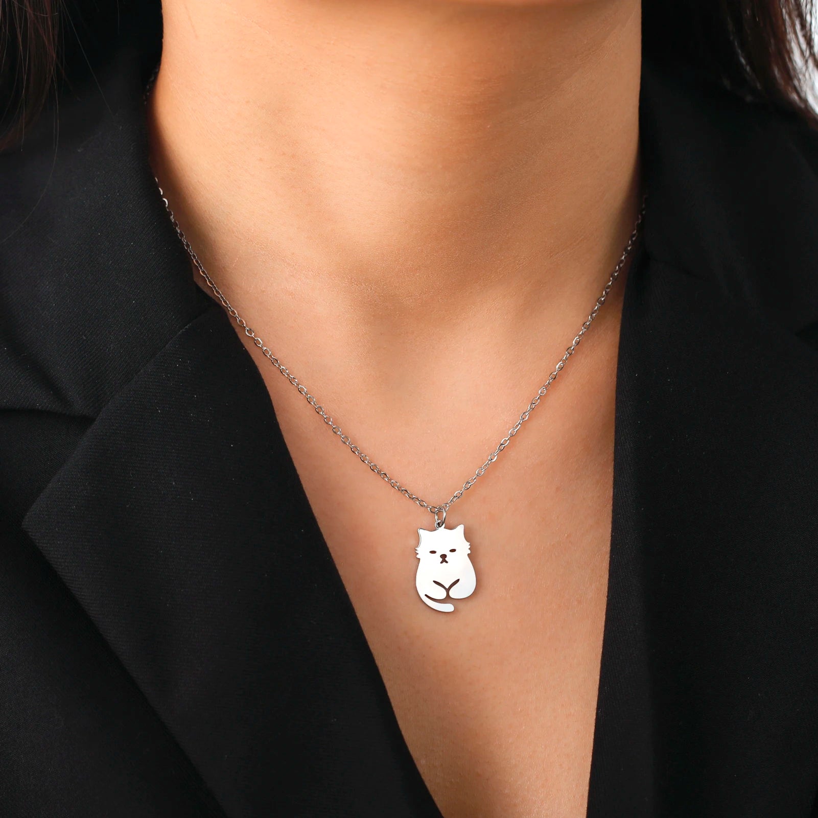 Dreamtimes Fashion Cute Cat Pendant Necklace for Women 21.4 * 14mm Stainless Steel Animal Lover Jewelry Gift