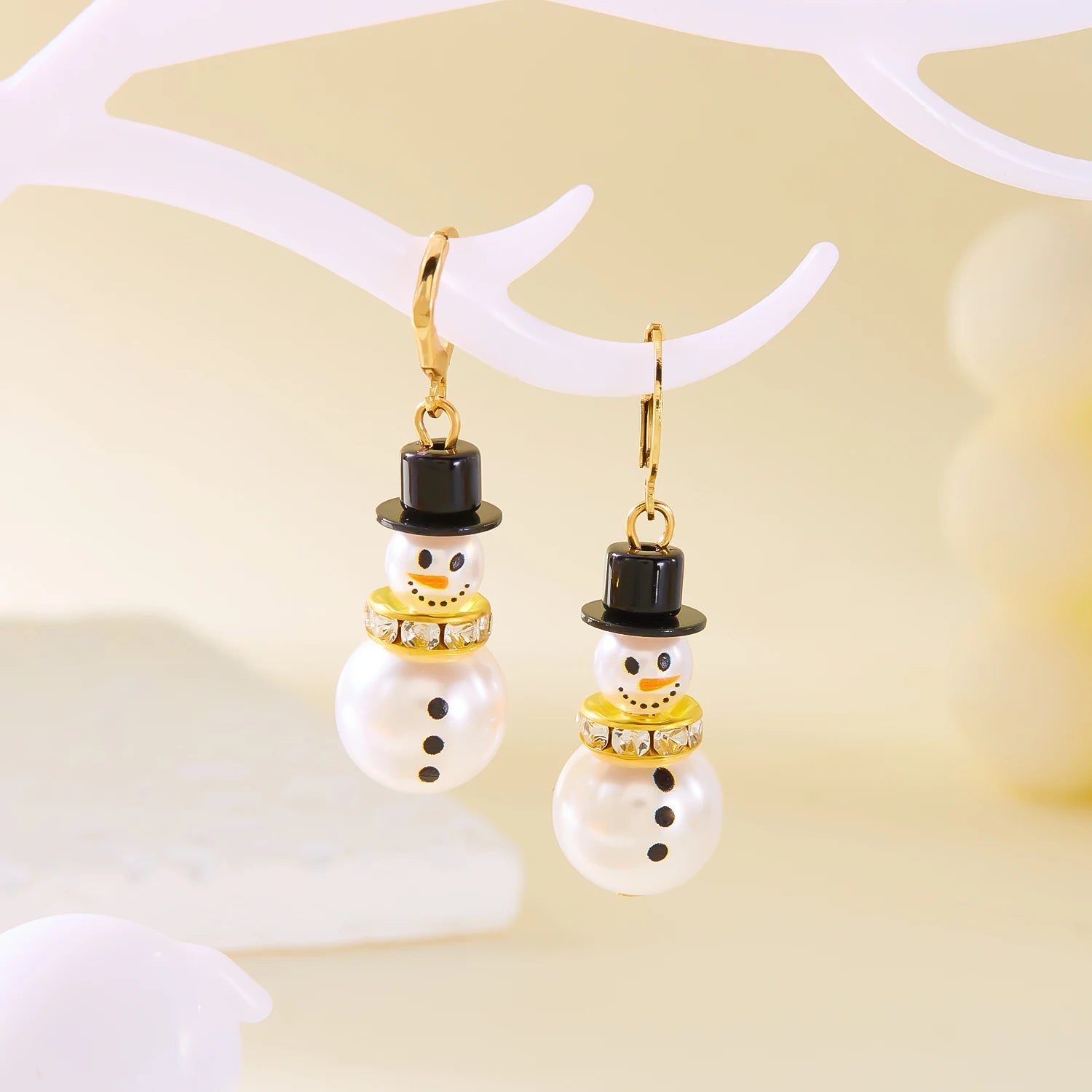 Fashion Christmas Snowman Snowflake Stud Earrings For Women Pearl Crystal Dangle Piecring Cute Xmas Ear Jewelry New Year Gift