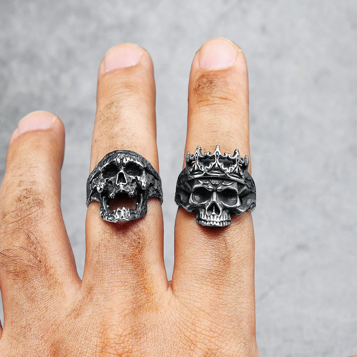 King Ring Skull Men Rings 316L Stainless Steel Ancient Queen Ring Rock Party for Biker Rider Male Boyfriend Jewelry Best Gift