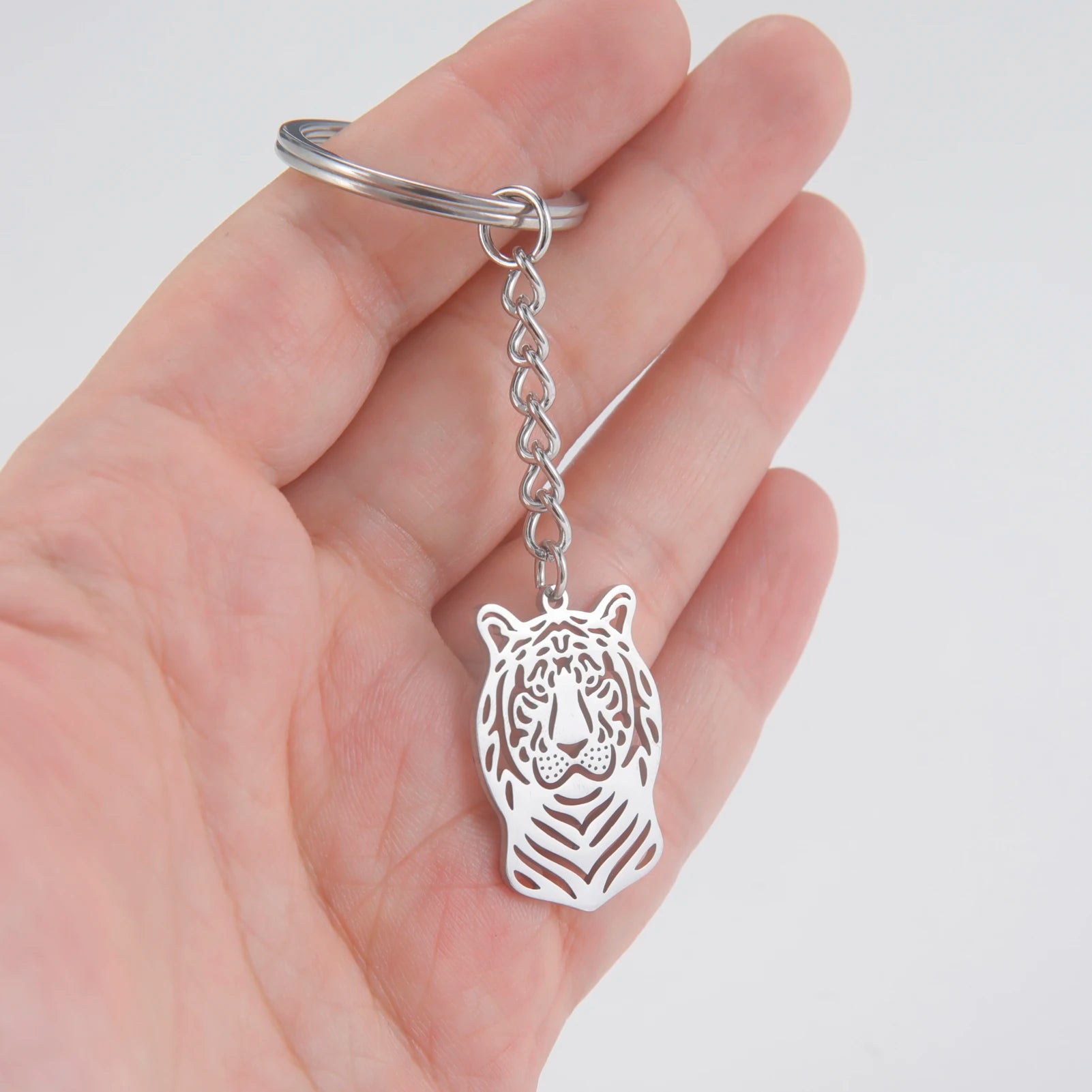 Dreamtimes 2023 Tiger Pendant Keychain Fashion Punk Stainless Steel Men's Animal Head Accessories Gift