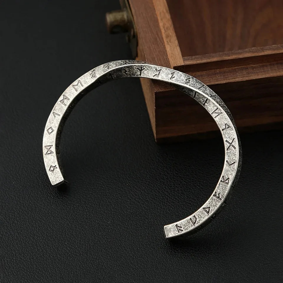 Nordic Vikings Twist Cuff Bracelet Punk Fashion Stainless Steel Viking Letter Bangles For Men Vintage Party Jewelry Dropshipping