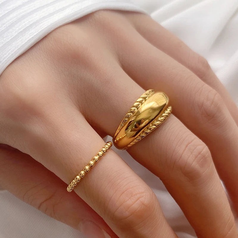 2022 Tarnish Free Stainless Steel Jewelry Twisted Arc Rings Gold Plated Stylish Bold Dome Ring for Women Accessories Gift