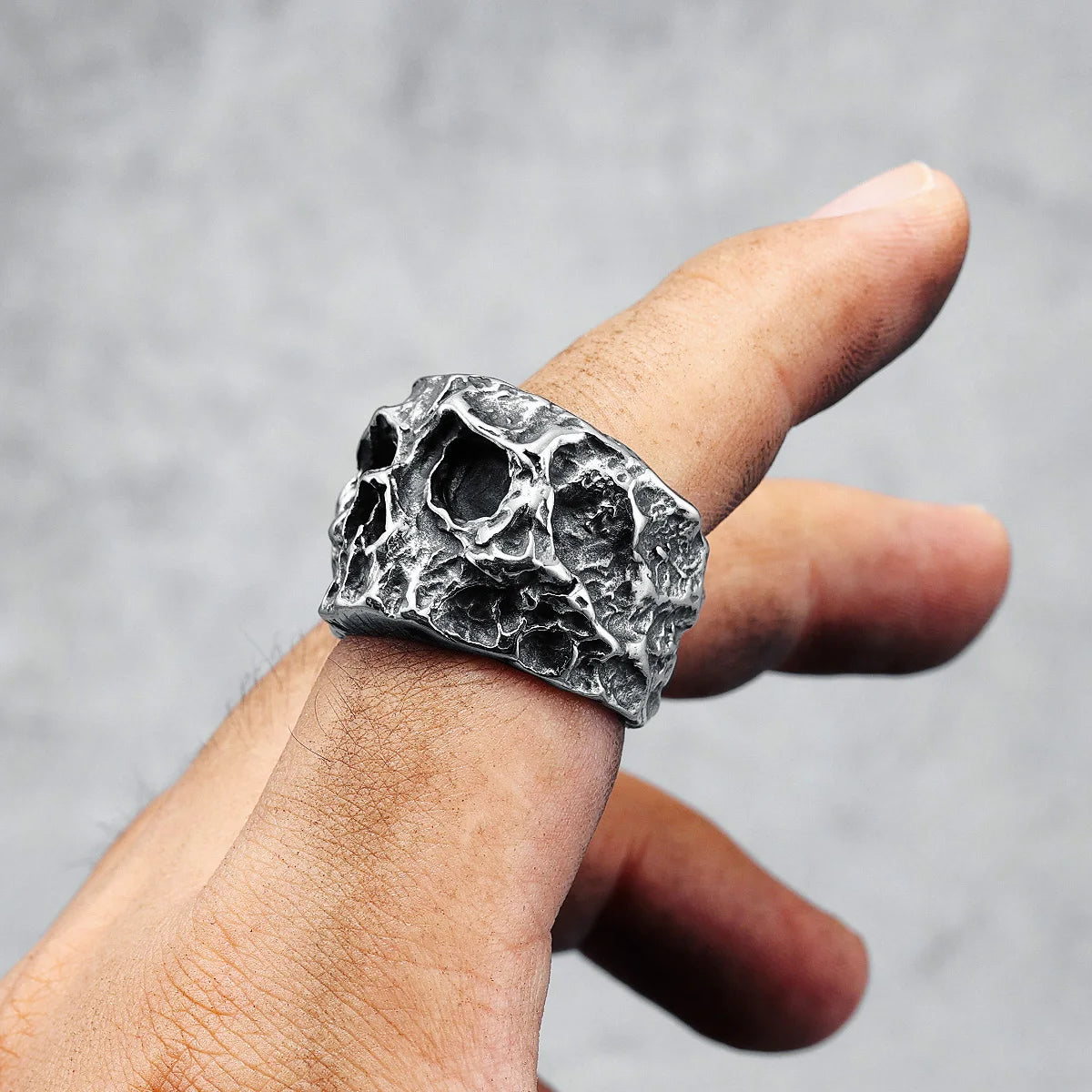 Cranium Broken Skull Ring 316L Stainless Steel Men Rings Hyperbolic Rock HipHop Party for Biker Male Boyfriend Jewelry Best Gift